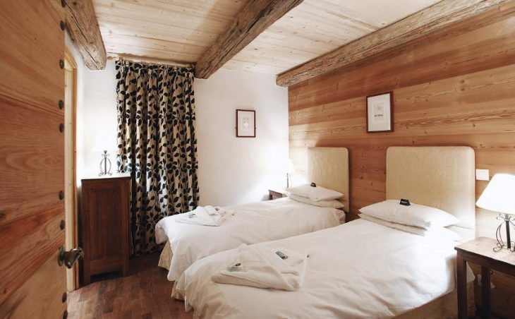 Bellevarde Lodge Muscat, Val dIsere, Double Bedroom